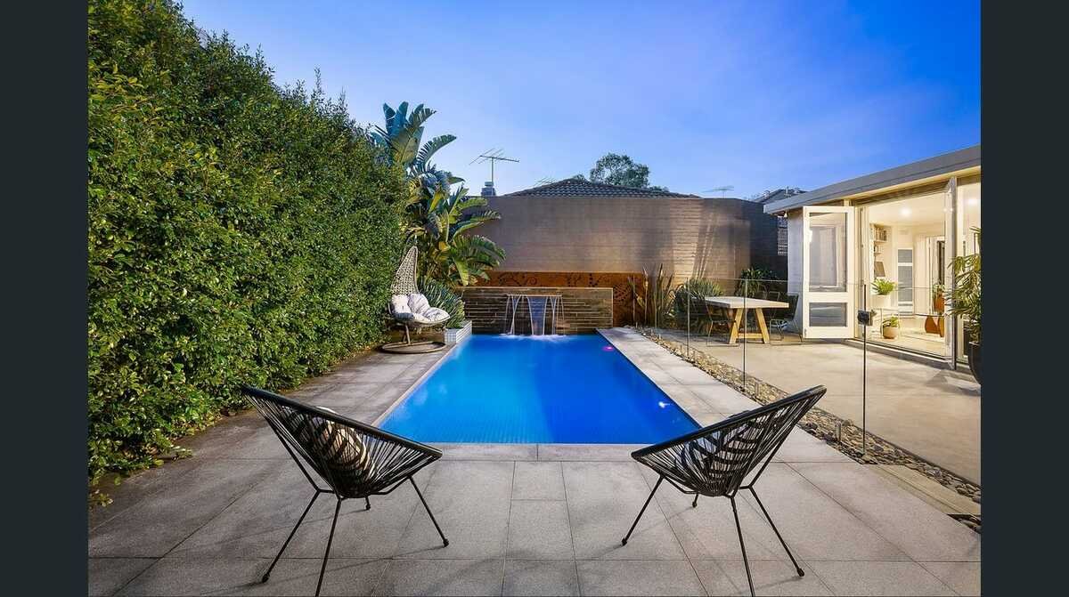 35 Canberra Grove Brighton East - Residential for lease