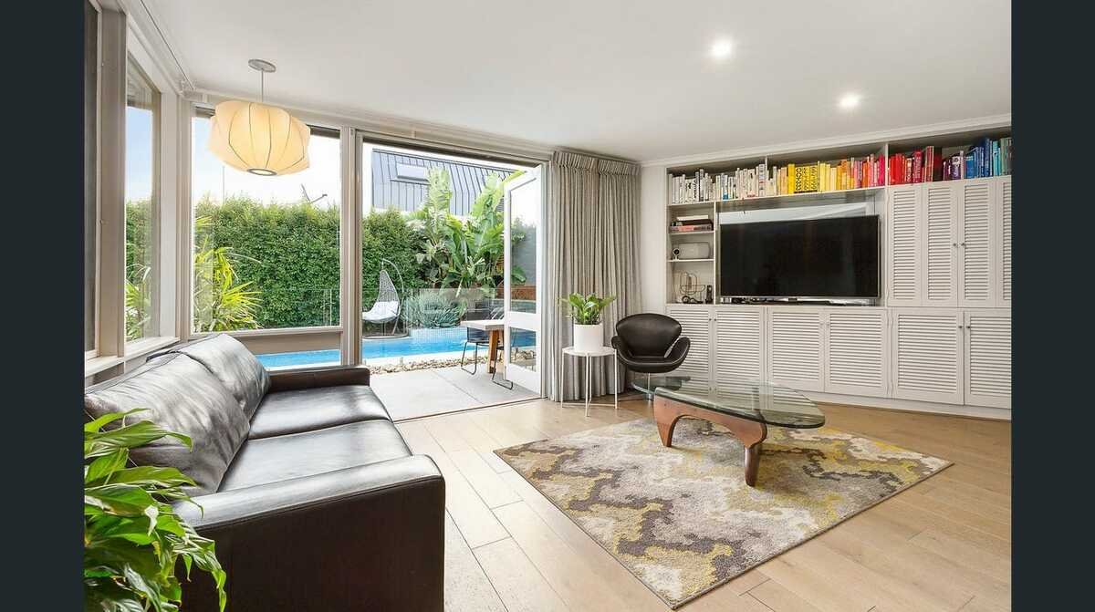 35 Canberra Grove Brighton East - Residential for lease
