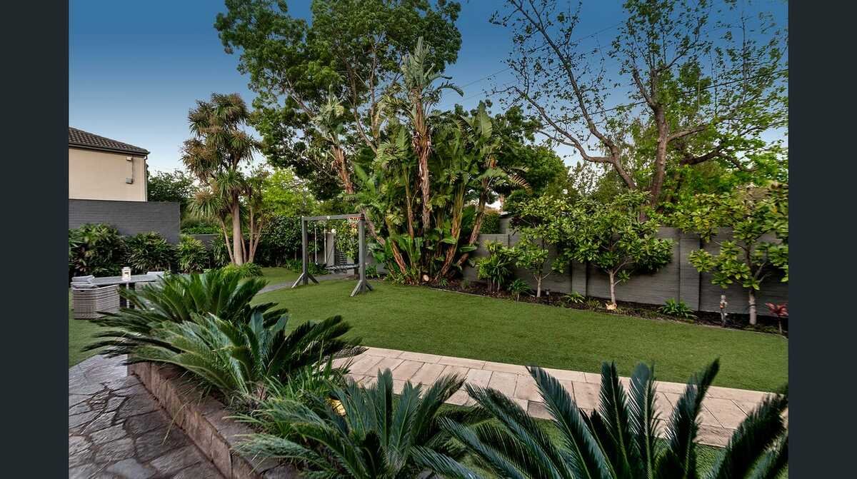 35 Canberra Grove Brighton East - Residential for lease