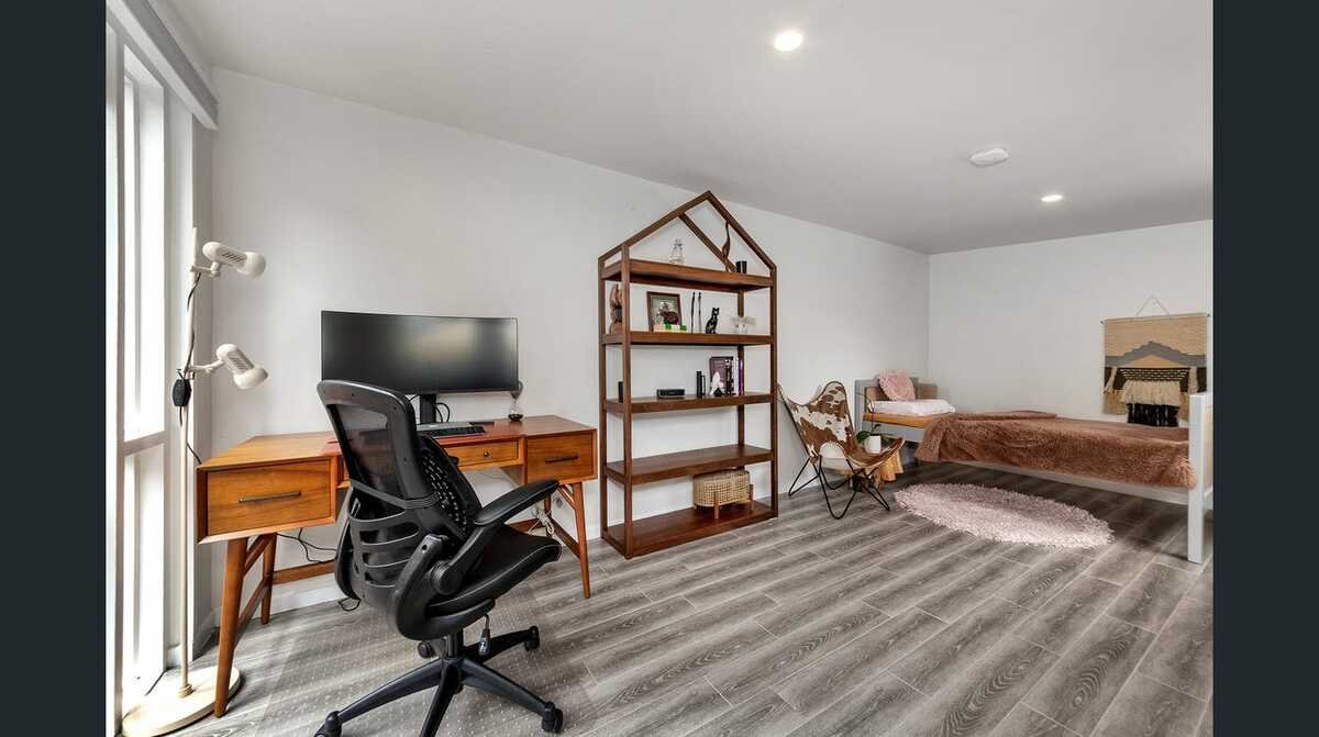 35 Canberra Grove Brighton East - Residential for lease