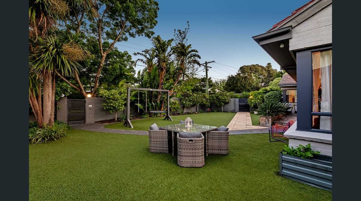 35 Canberra Grove Brighton East - Residential for lease