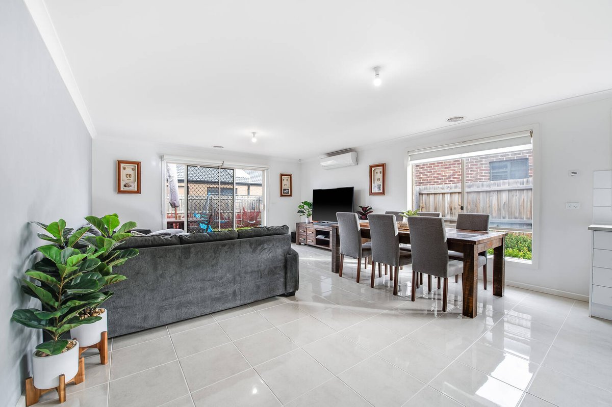 35 Chapman Drive Wyndham Vale - Residential for sale