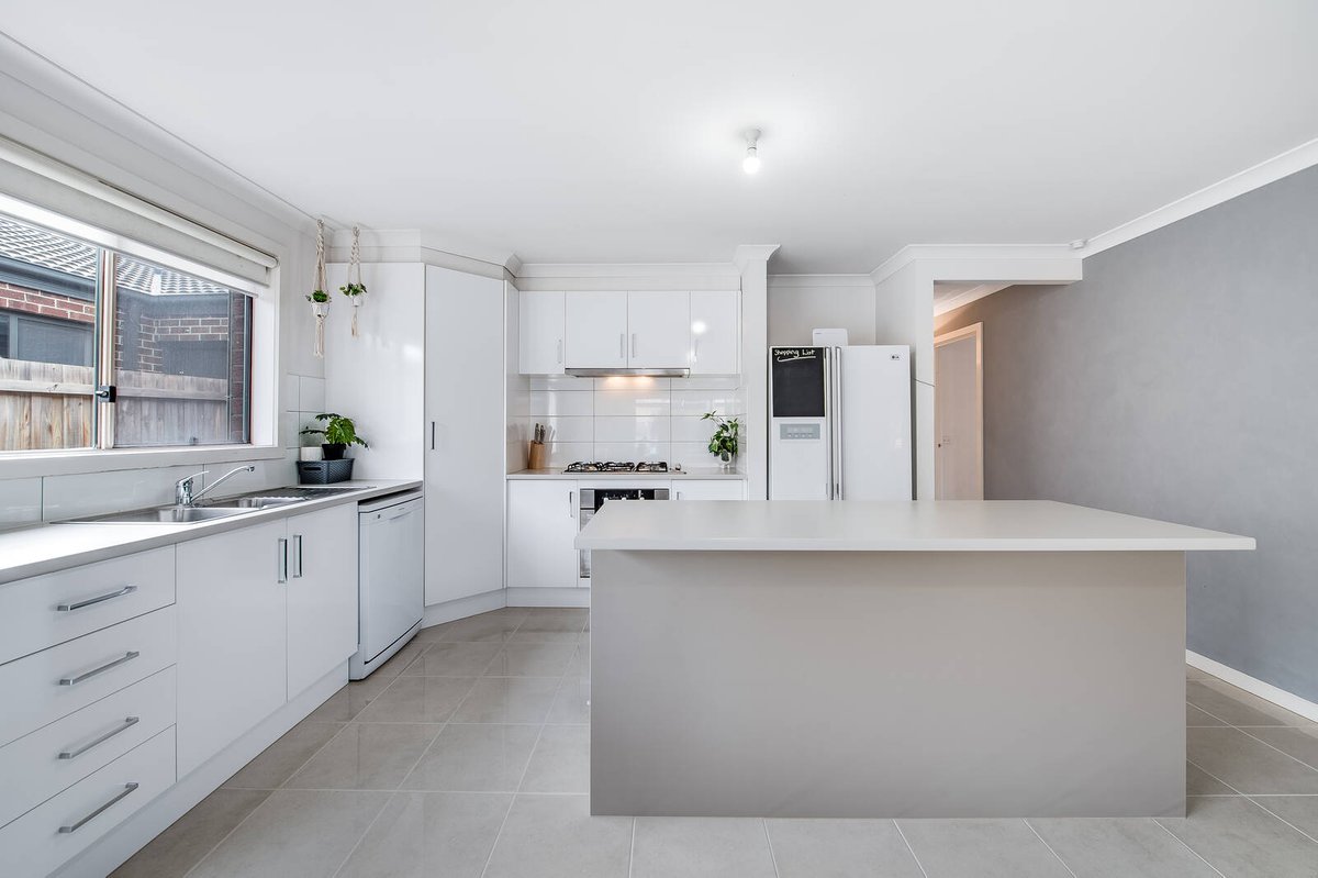 35 Chapman Drive Wyndham Vale - Residential for sale