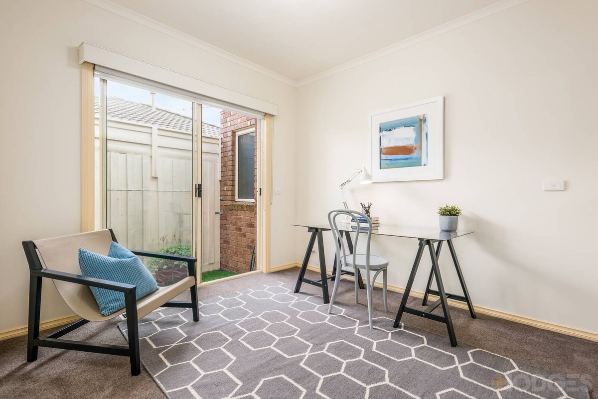 3 / 5 Farm Road Cheltenham - Residential for sale