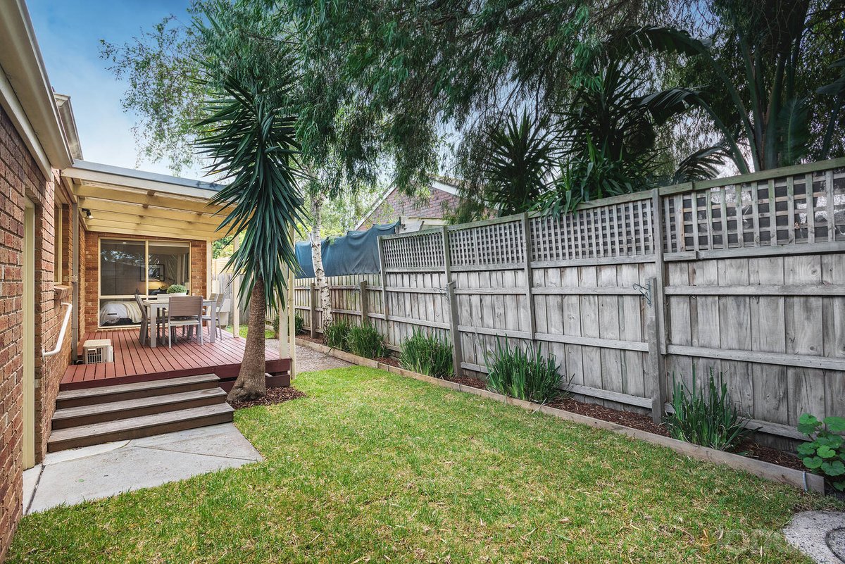 3 / 5 Farm Road Cheltenham - Residential for sale