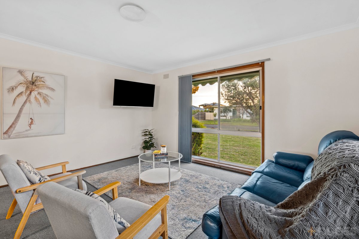 35 Lake View Crescent St Leonards - Residential for sale