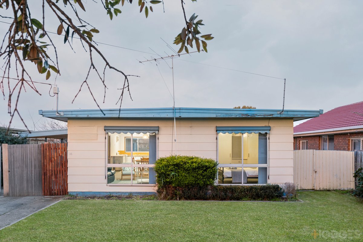35 Lake View Crescent St Leonards - Residential for sale