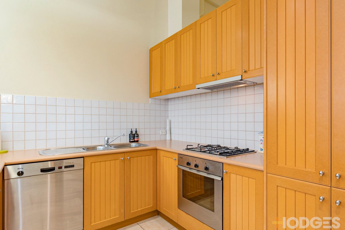 35 / 234 Flinders Lane MELBOURNE - Residential for lease