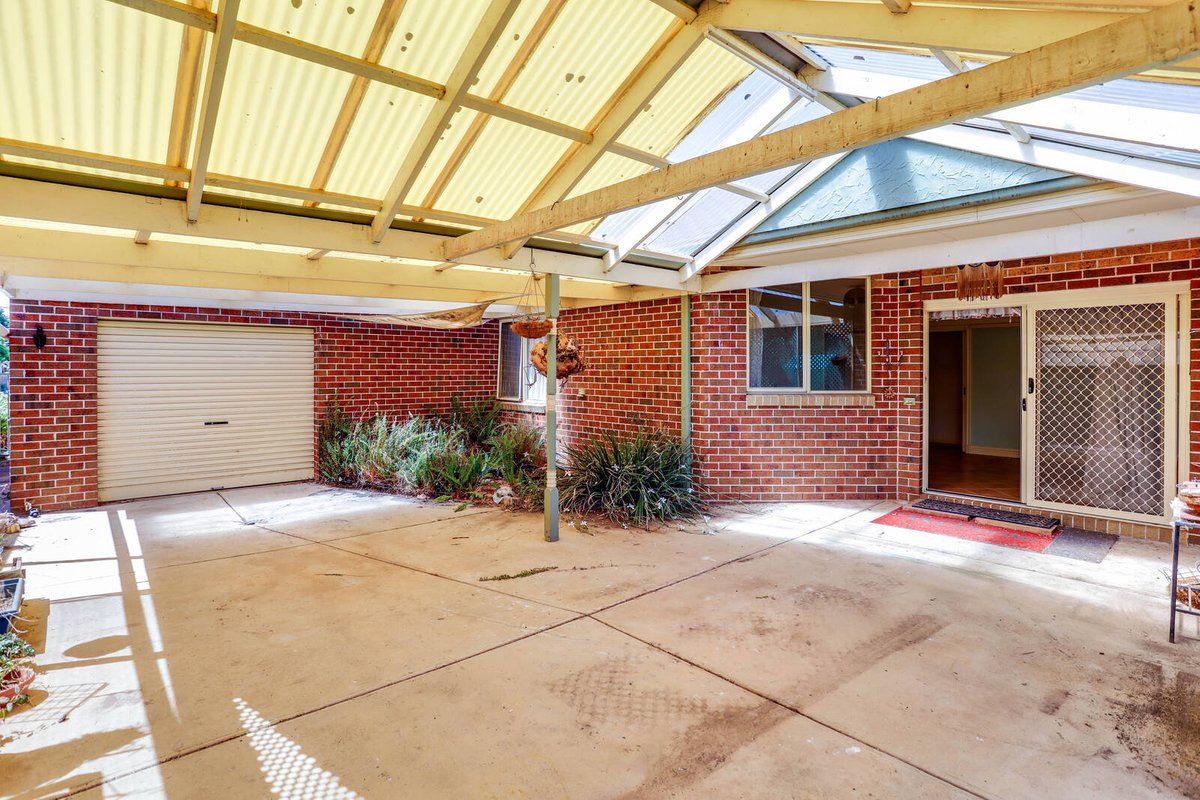355 Morris Road Hoppers Crossing - Residential for sale