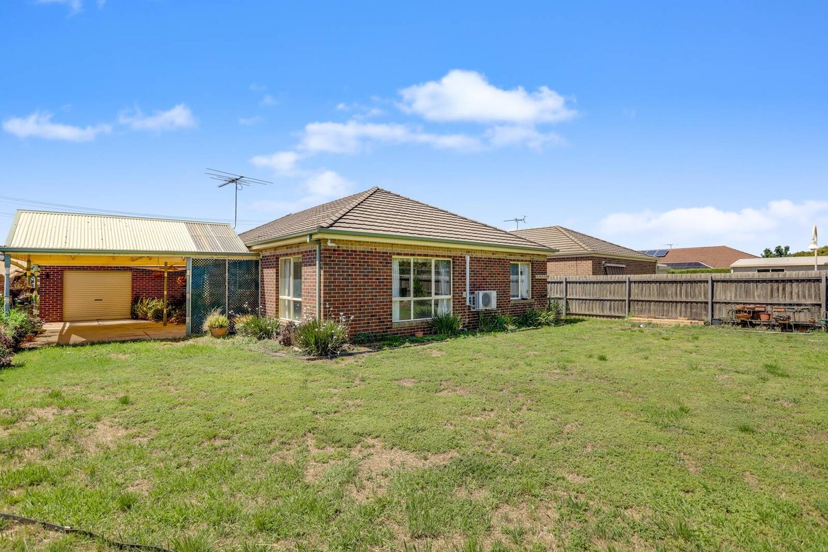 355 Morris Road Hoppers Crossing - Residential for sale