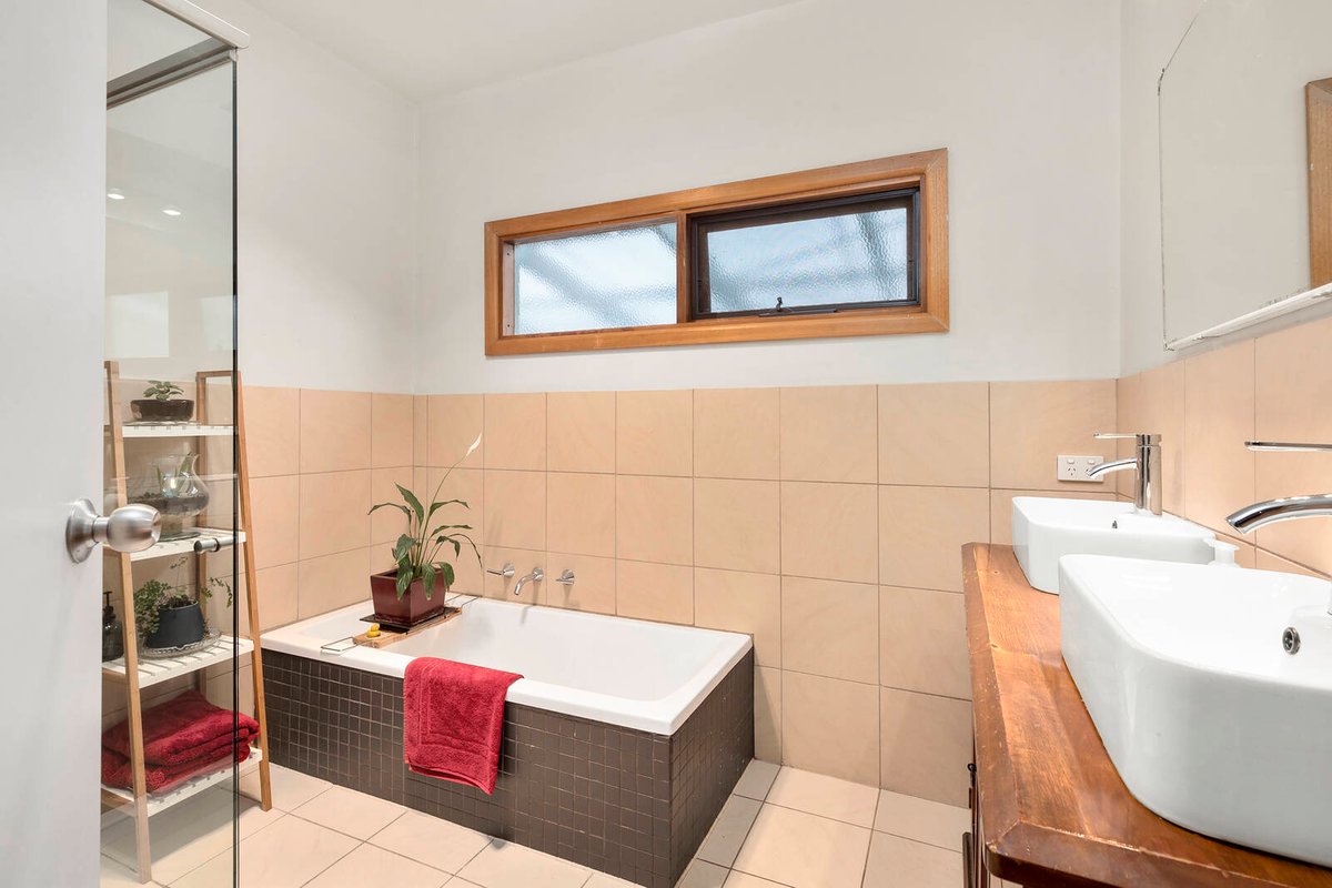 358 Autumn Street Herne Hill - Residential for sale