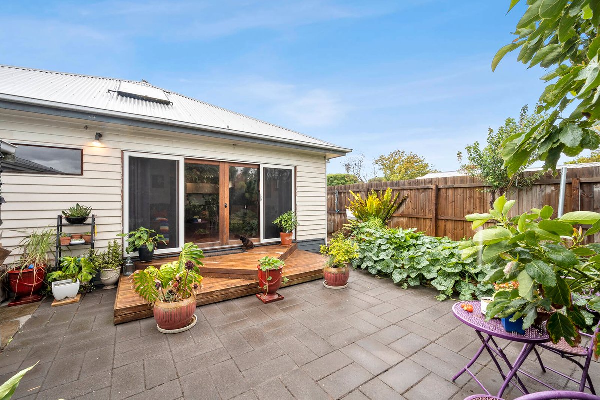 358 Autumn Street Herne Hill - Residential for sale