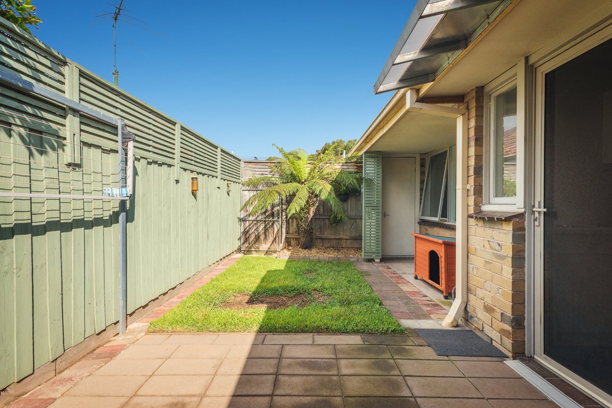 3 / 58 Riviera Street Mentone - Residential for lease