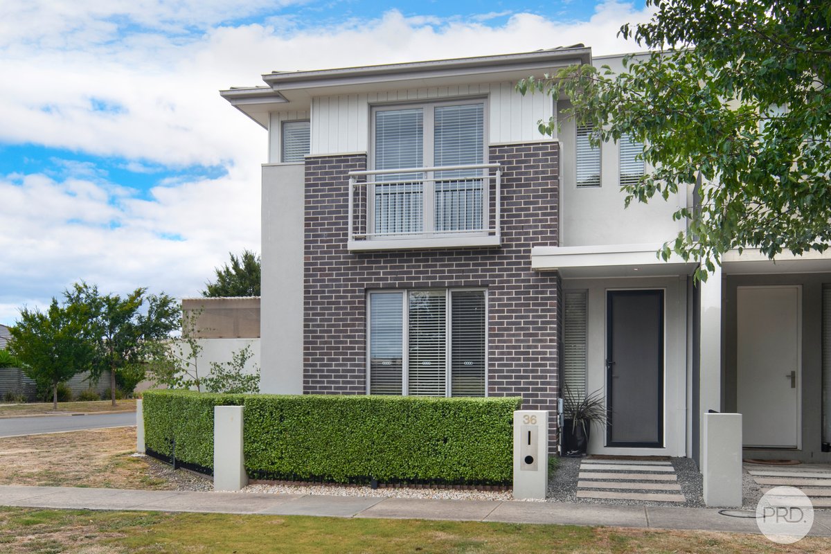 36 Amana Drive, ALFREDTON VIC 3350