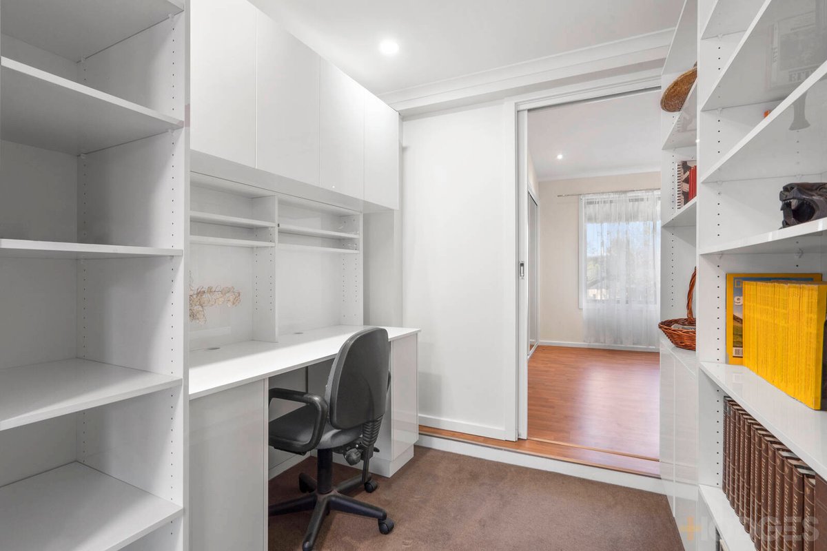 36 Cameron Crescent Lara - Residential for sale