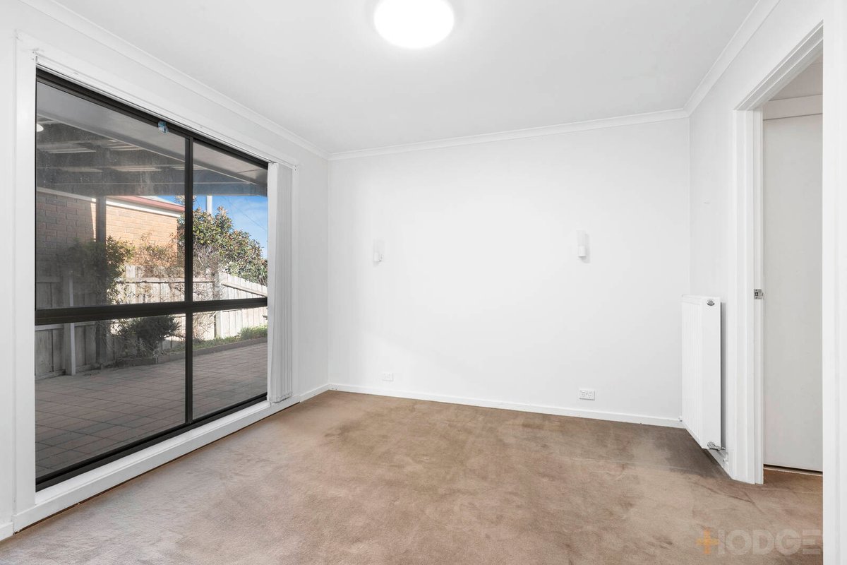 36 Cameron Crescent Lara - Residential for sale