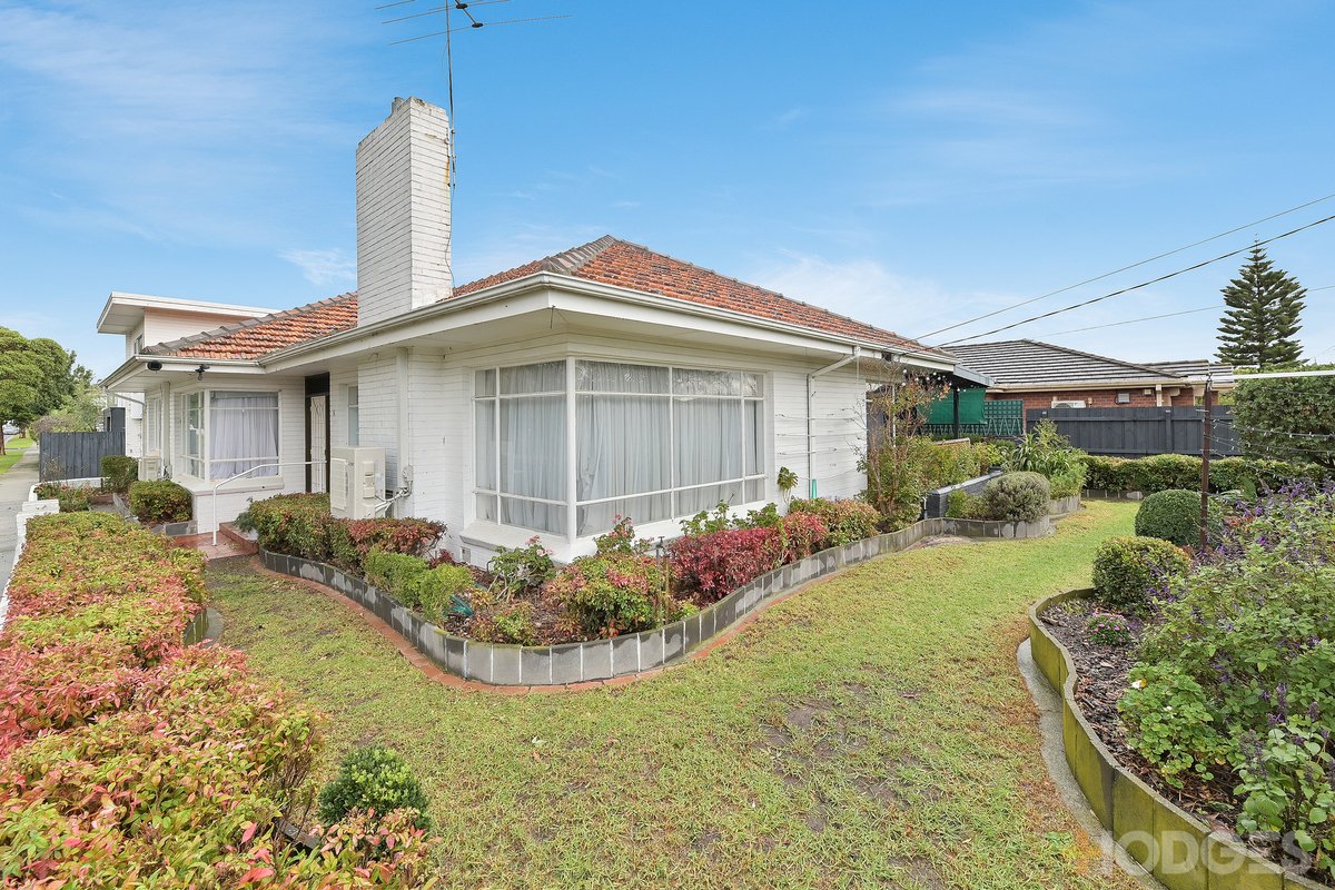 36 Castles Road Bentleigh - Residential for sale