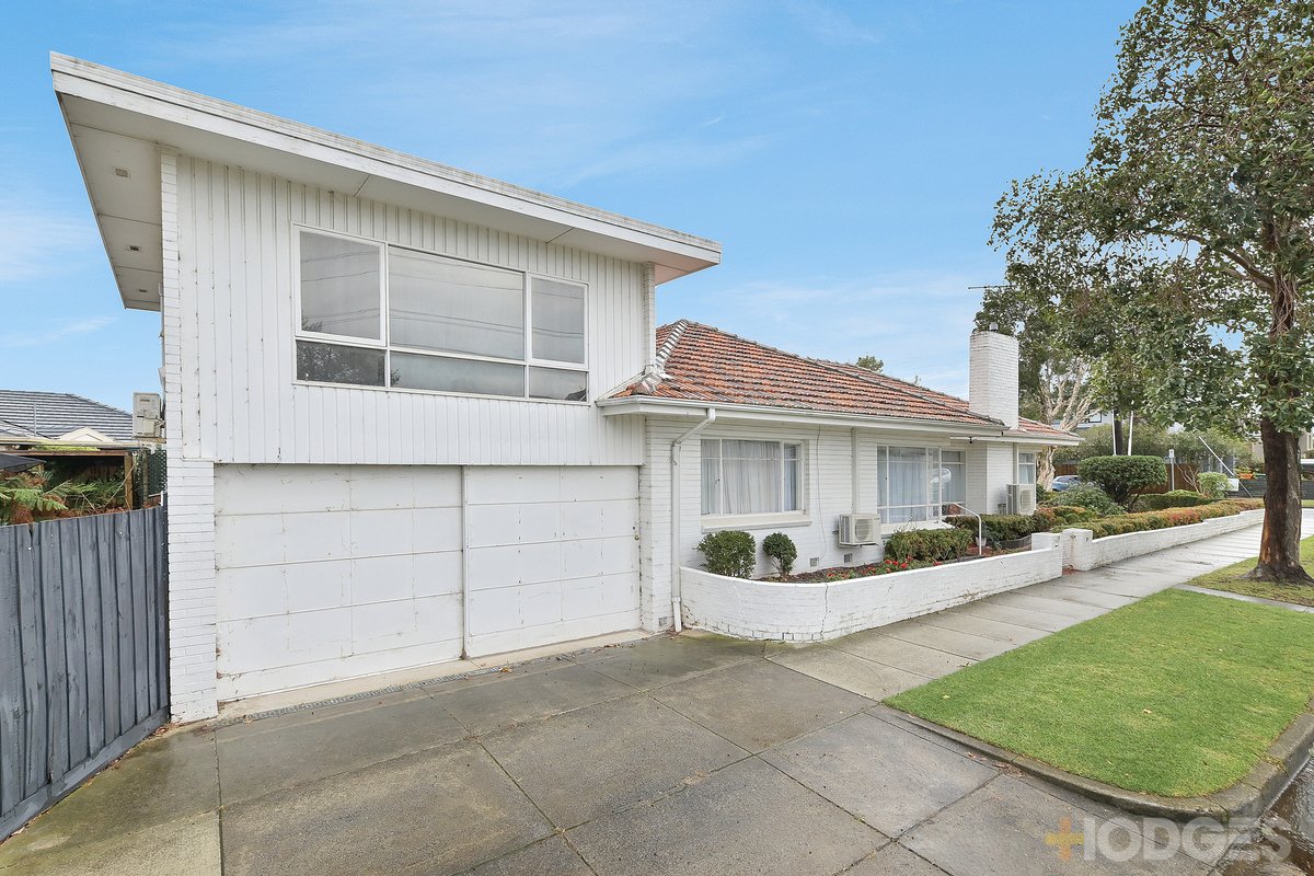 36 Castles Road Bentleigh - Residential for sale