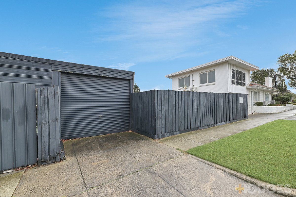 36 Castles Road Bentleigh - Residential for sale