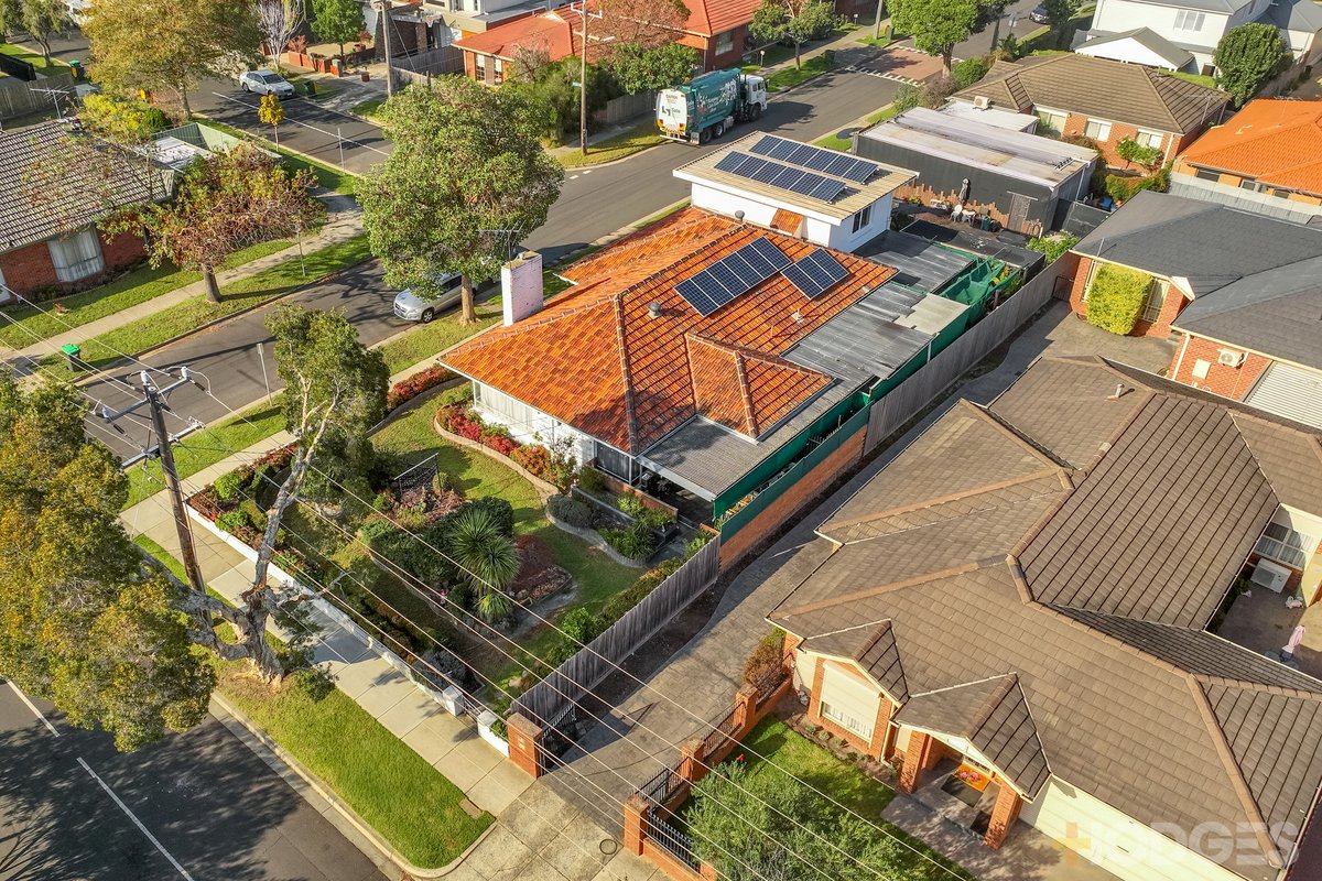 36 Castles Road Bentleigh - Residential for sale