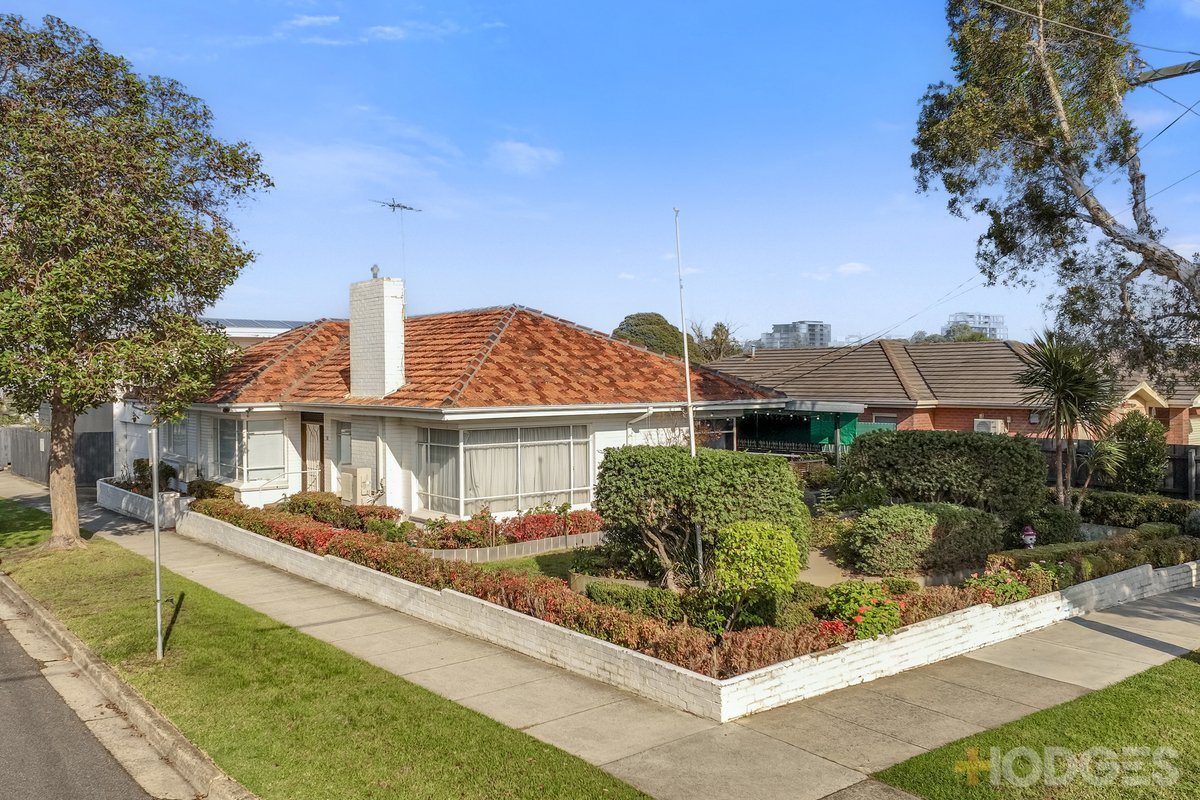 36 Castles Road Bentleigh - Residential for sale