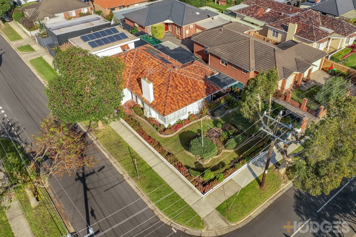 36 Castles Road Bentleigh - Residential for sale