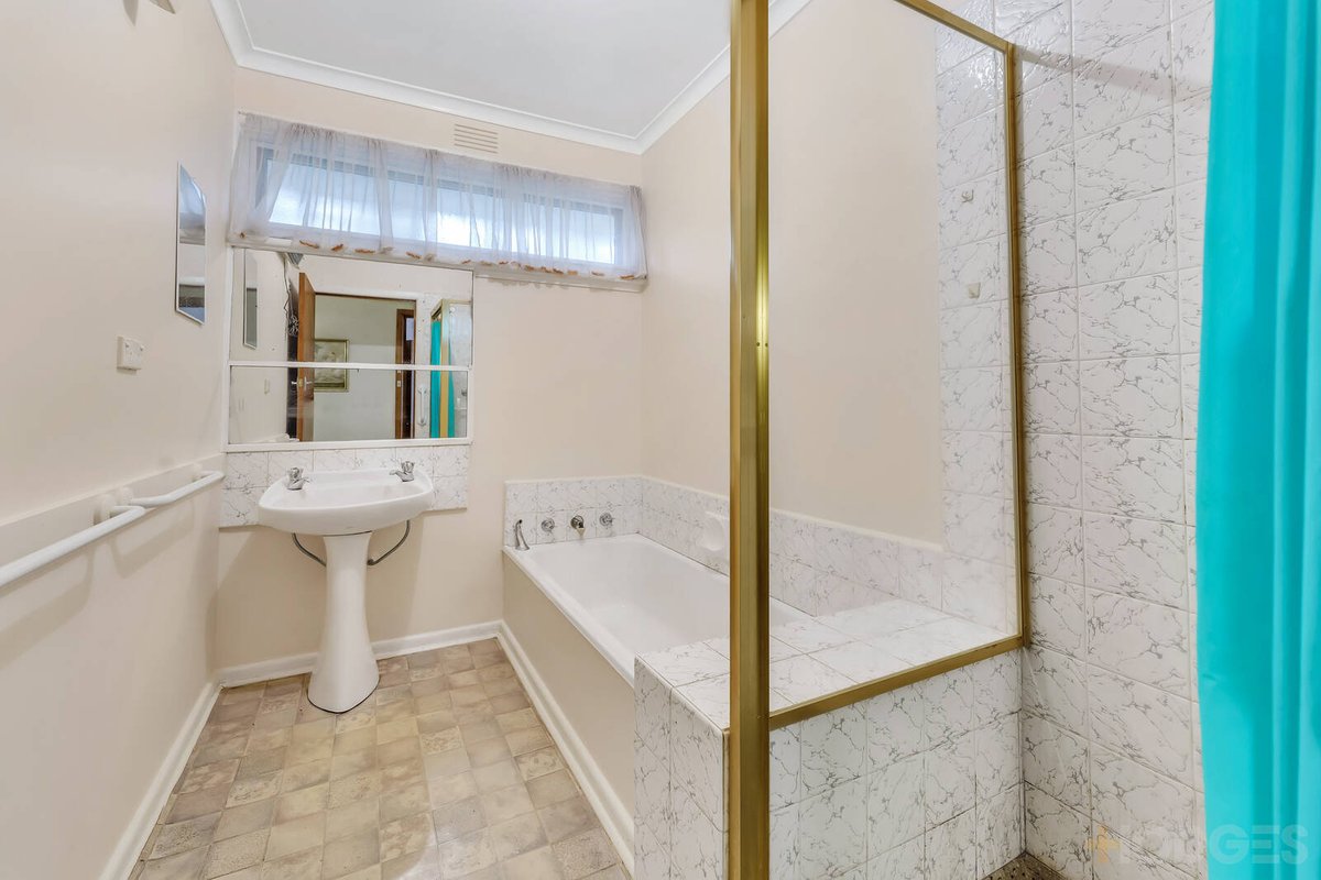 36 Lochiel Avenue Edithvale - Residential for sale