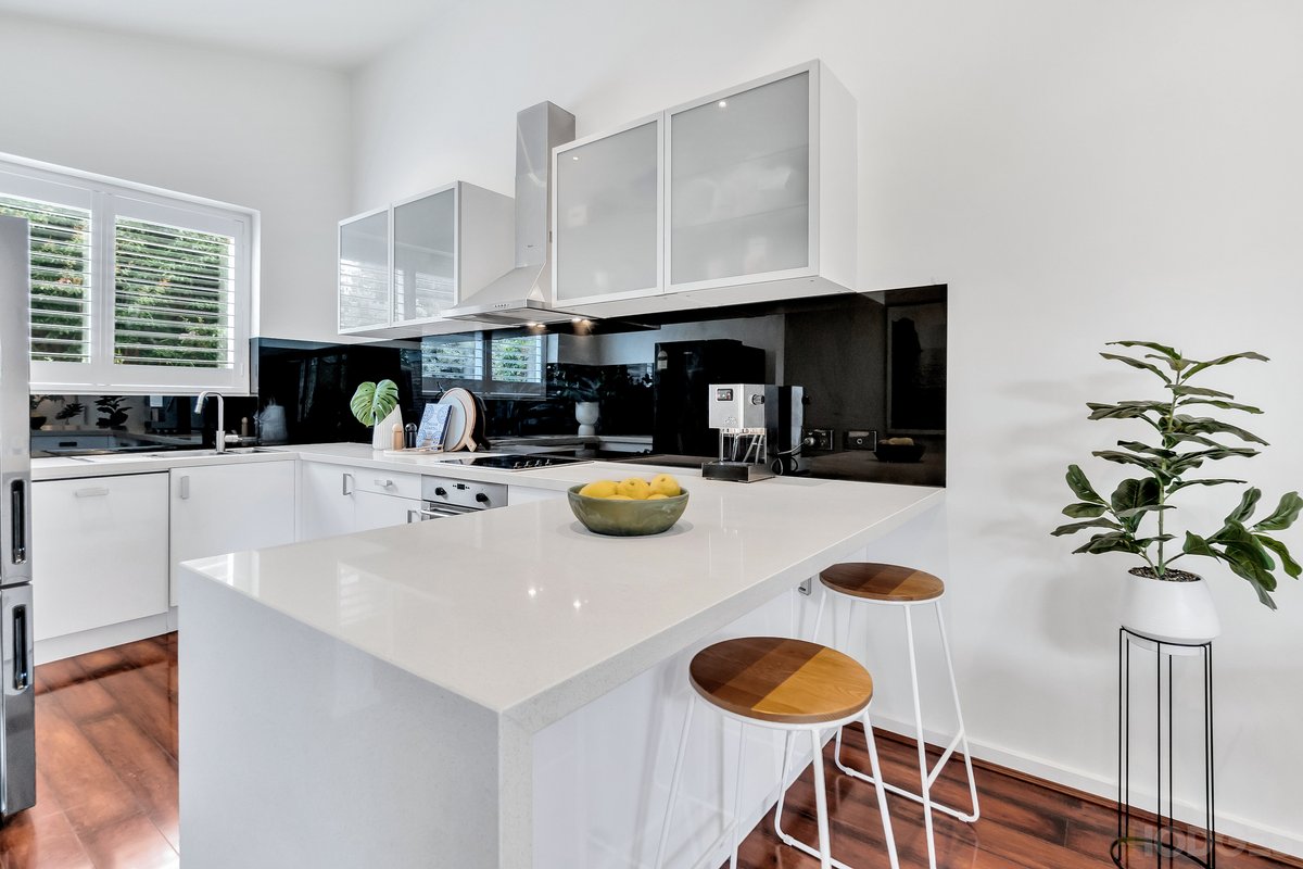 3 / 60 Beach Road Mentone - Residential for sale