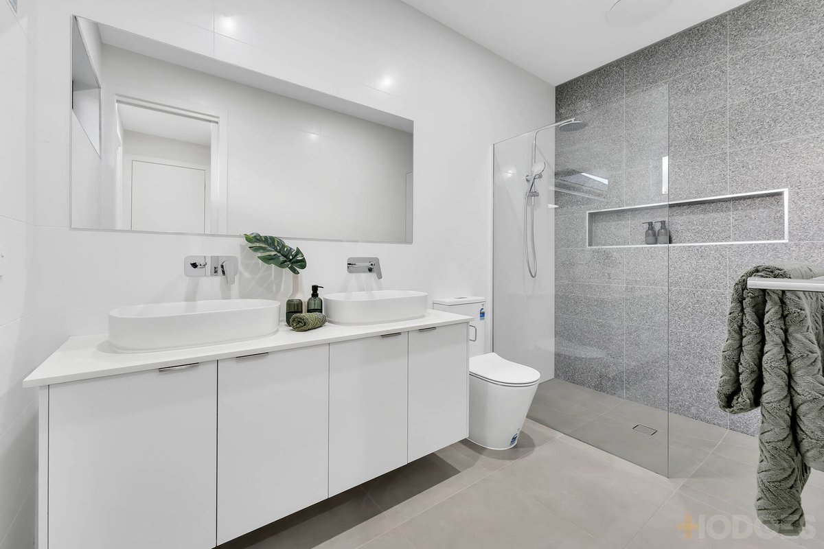 3 / 61 Follett Road Cheltenham - Residential for sale