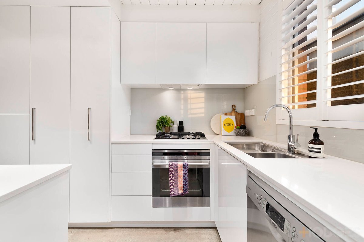 3 / 62 Beach Road Hampton - Residential for sale