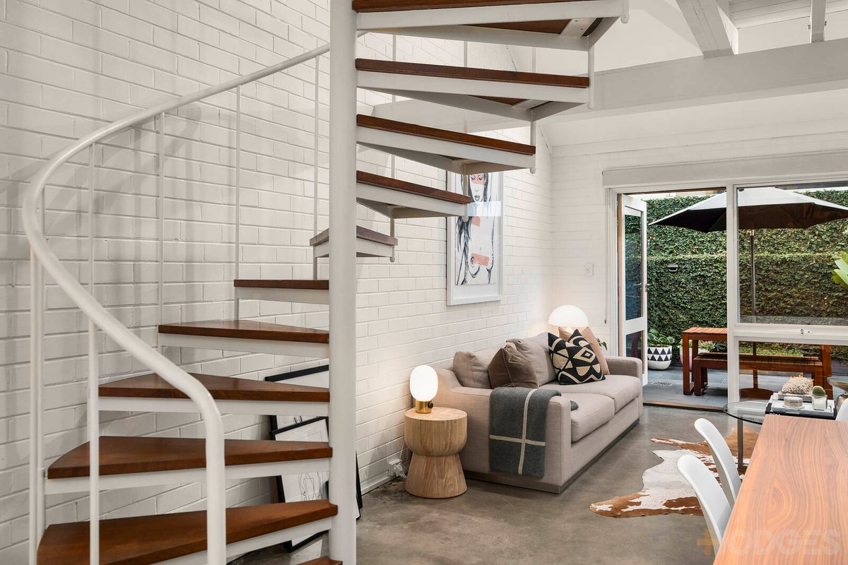 3 / 62 Beach Road Hampton - Residential for sale