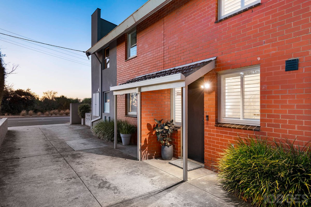 3 / 62 Beach Road Hampton - Residential for sale