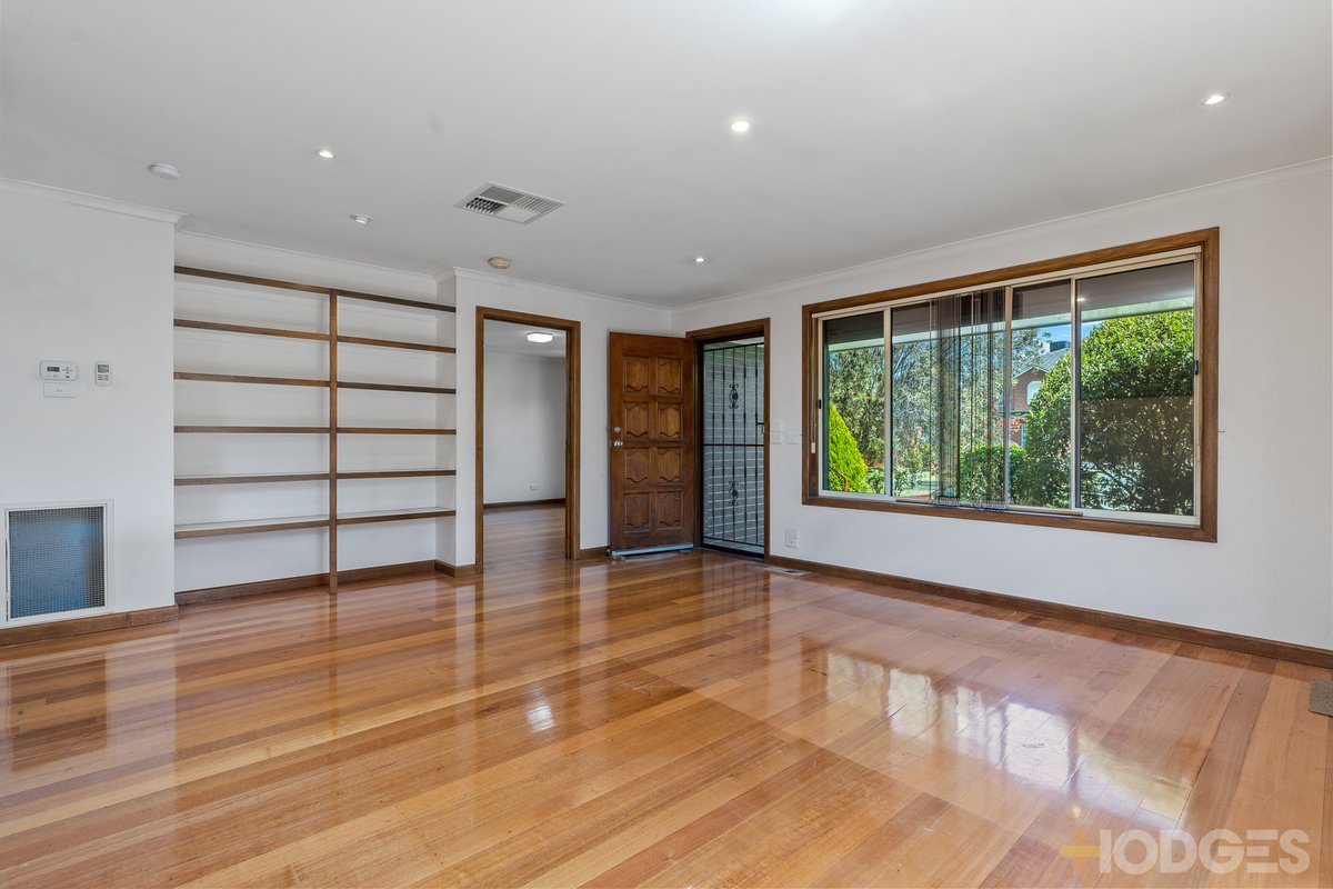 37 Applewood Drive Knoxfield - Residential for sale