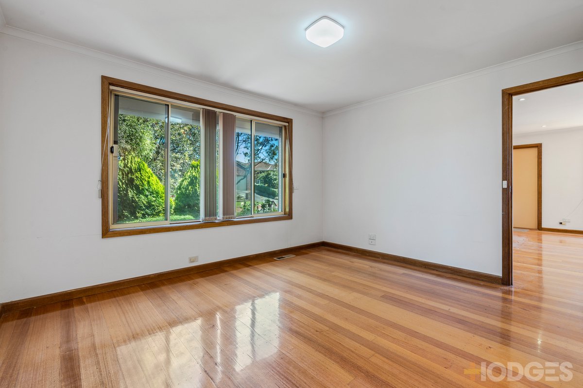 37 Applewood Drive Knoxfield - Residential for sale