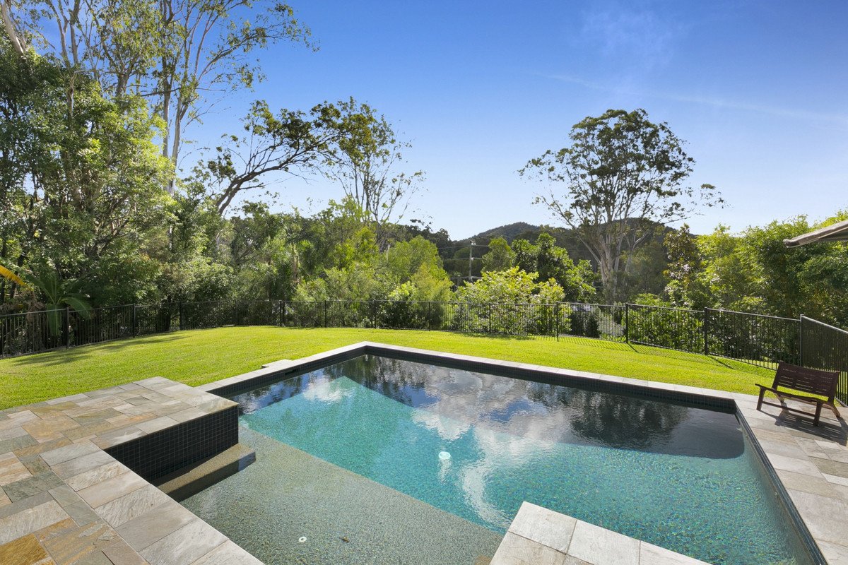 37 Coorabin Court, Tallebudgera QLD 4228