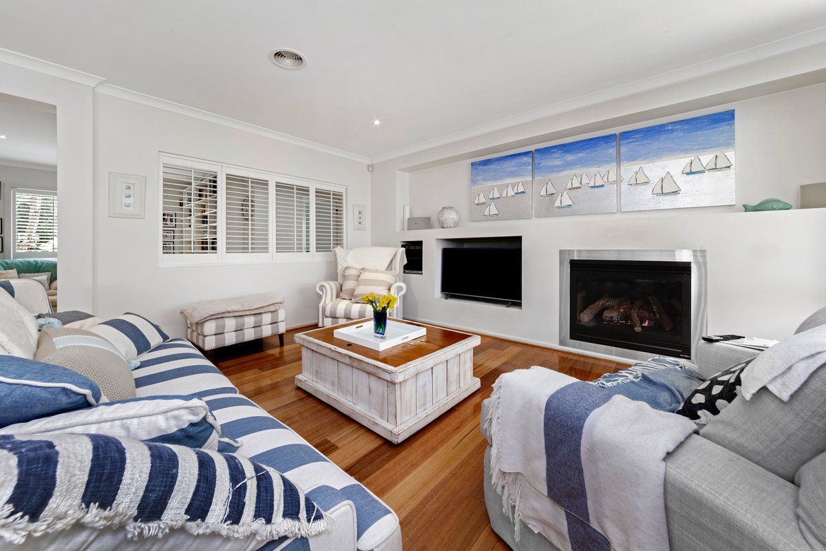 37 Craigie Road MOUNT MARTHA - Residential for sale