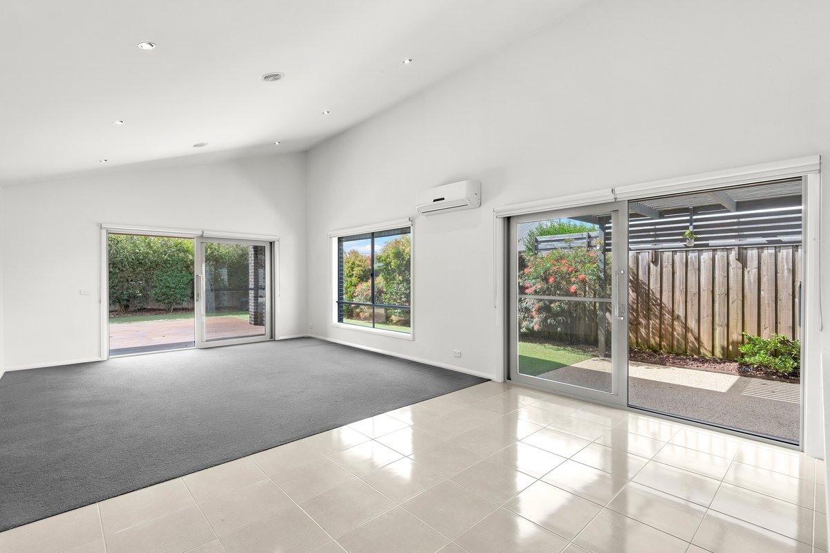37 Empress Blvd Ocean Grove - Residential for lease