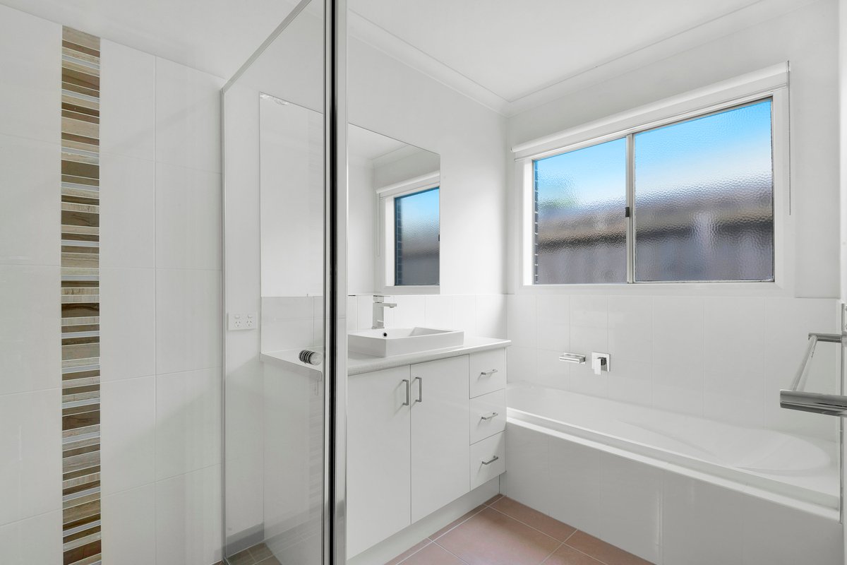 37 Empress Blvd Ocean Grove - Residential for lease