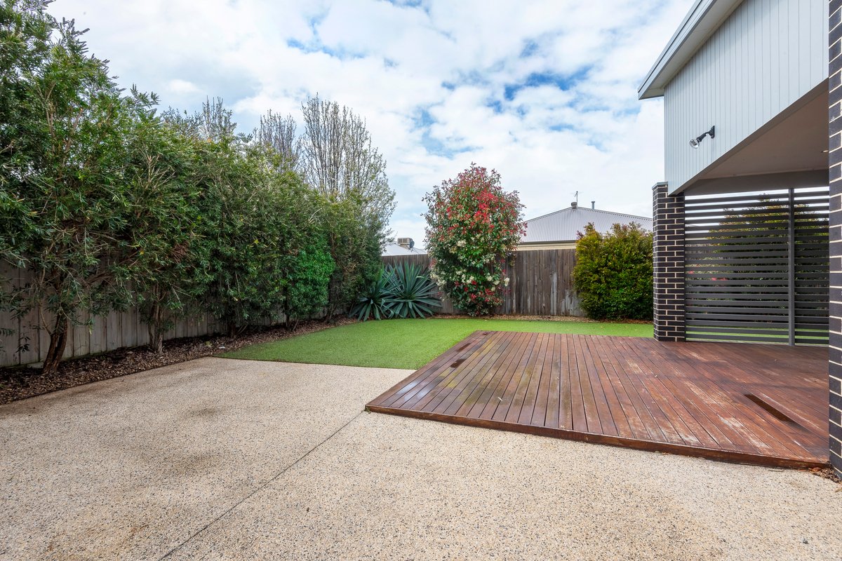 37 Empress Blvd Ocean Grove - Residential for lease