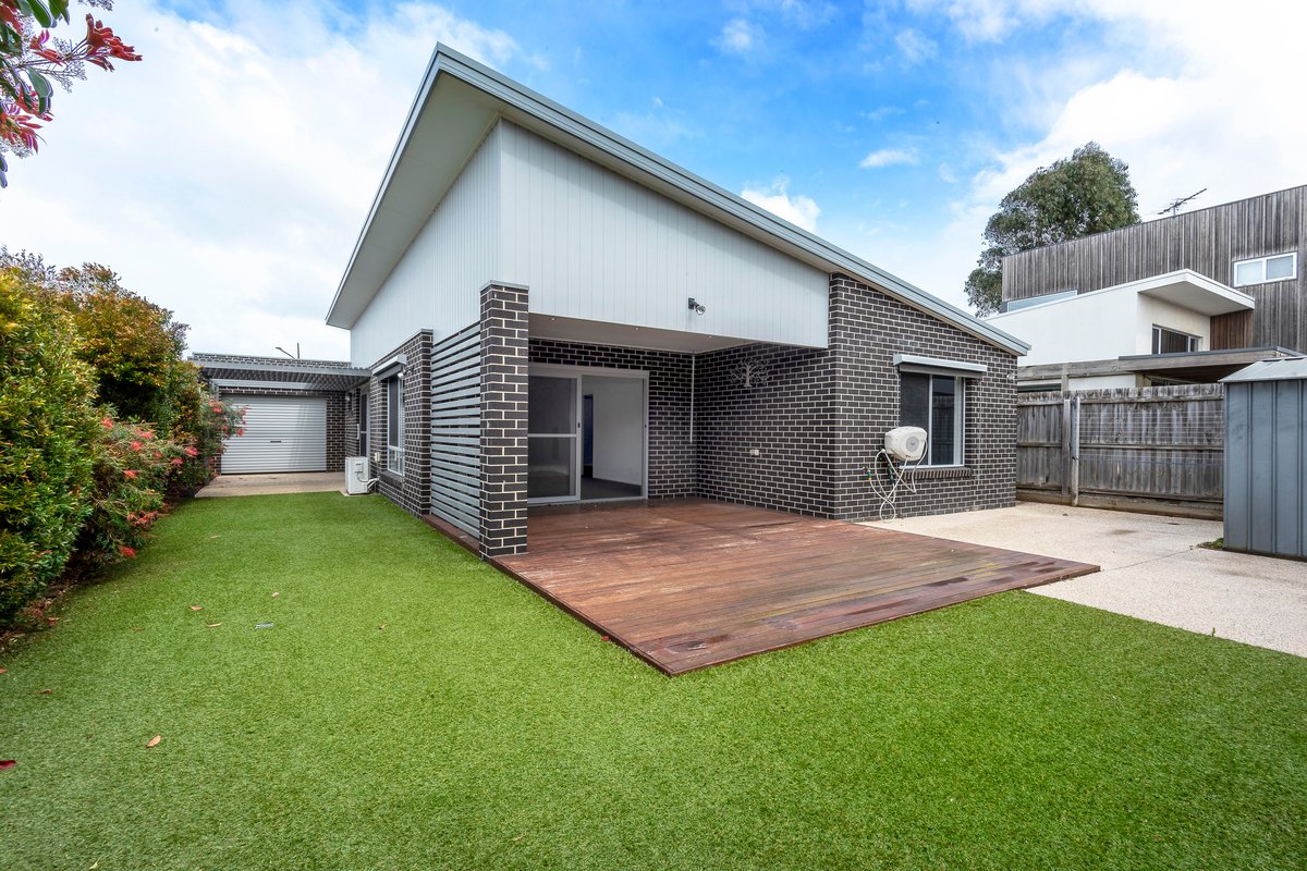37 Empress Blvd Ocean Grove - Residential for lease