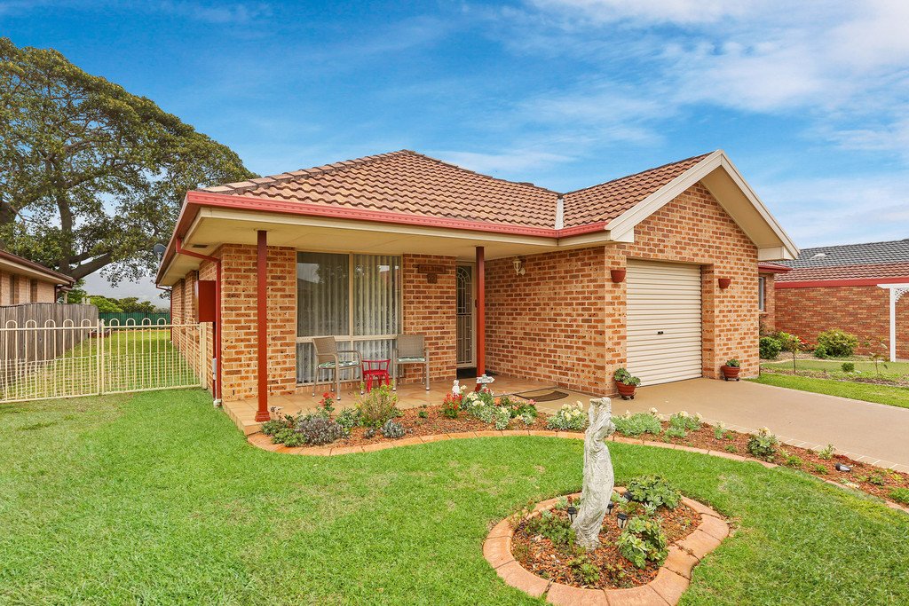 37 Sanderson Rd, KANAHOOKA NSW 2530