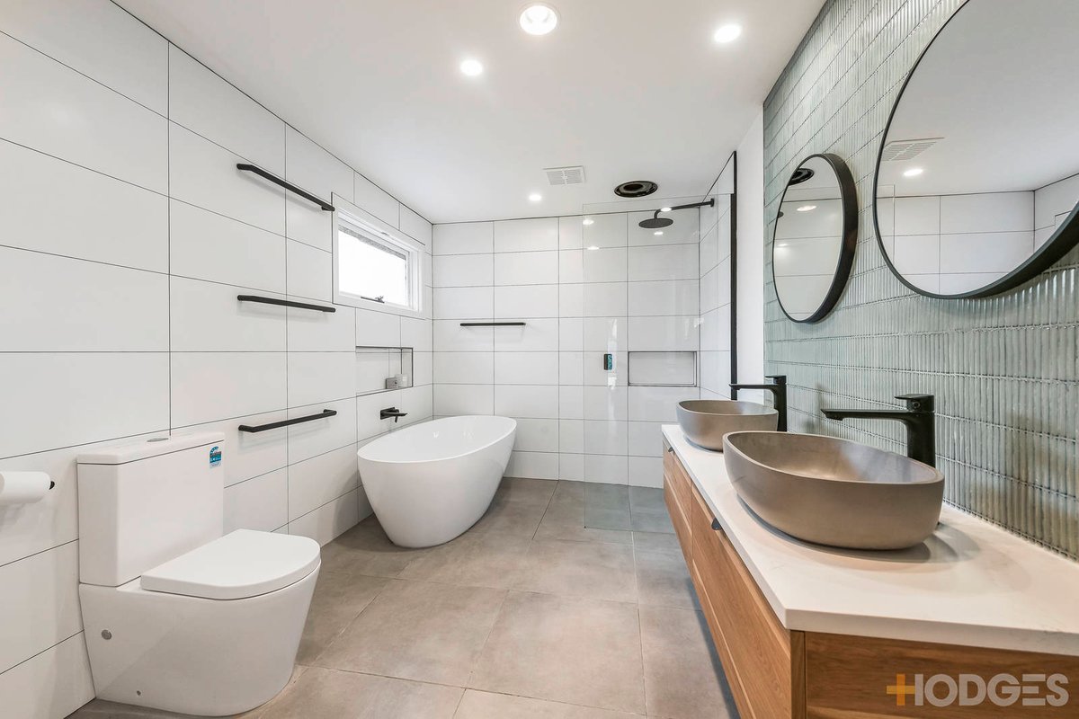 370 Bluff (Entrance Regworth Crt) Road Sandringham - Residential for sale