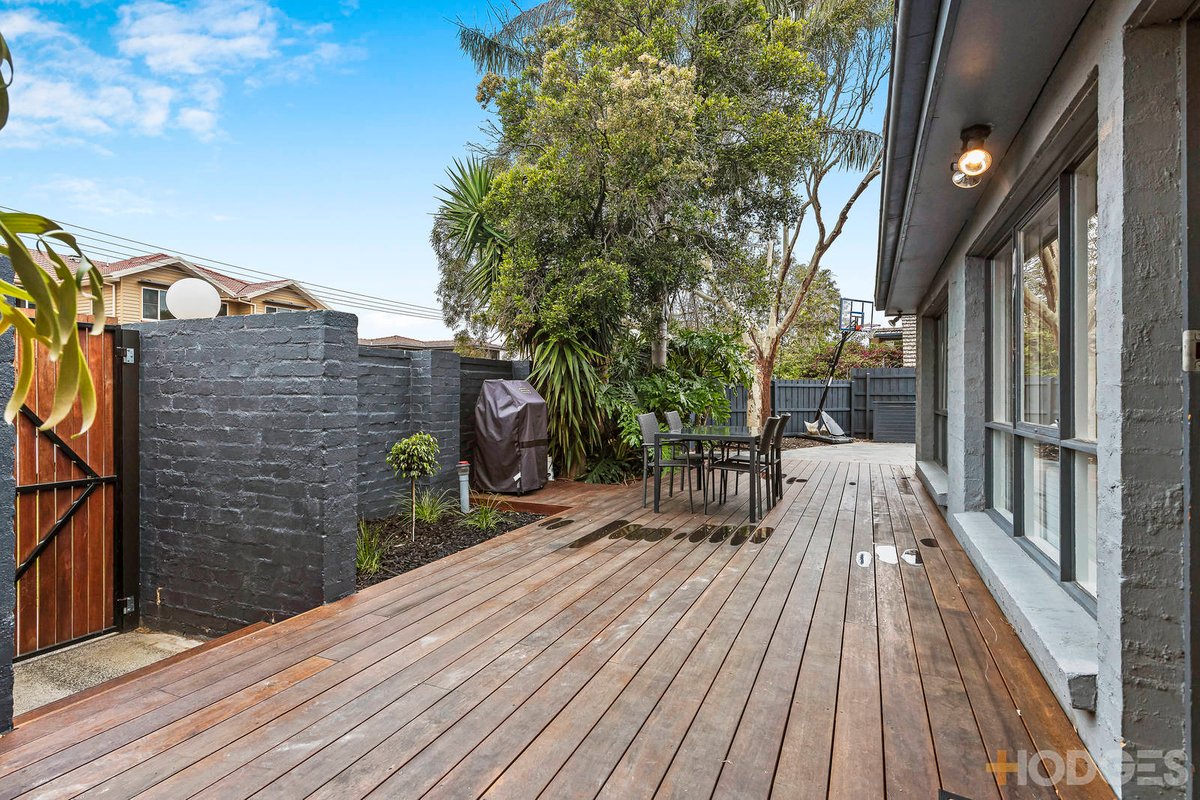 370 Bluff (Entrance Regworth Crt) Road Sandringham - Residential for sale