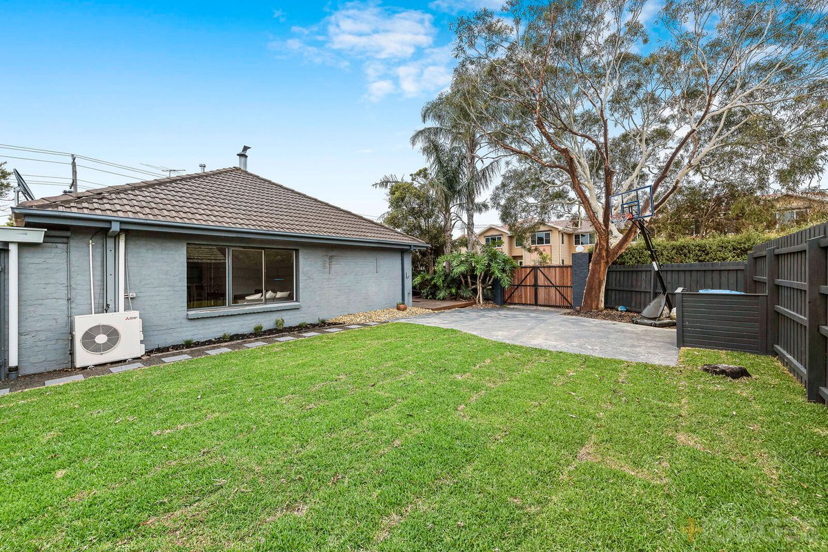 370 Bluff (Entrance Regworth Crt) Road Sandringham - Residential for sale