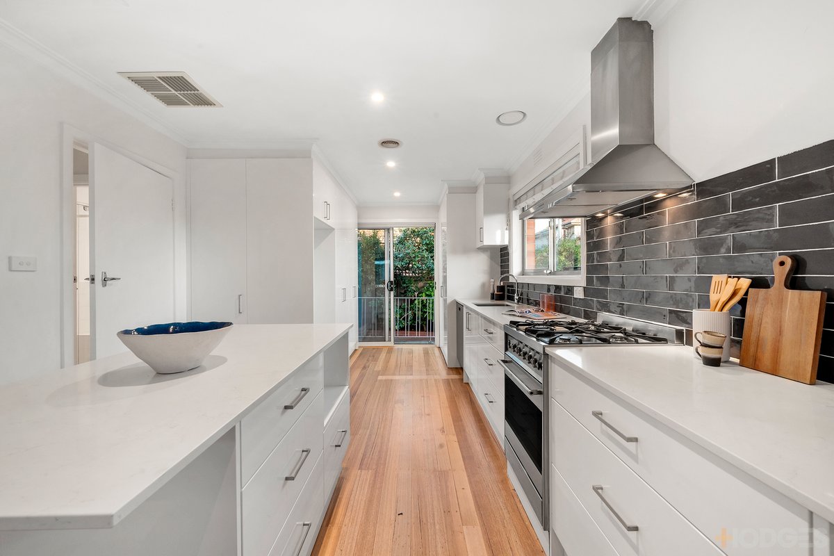 3 / 8 Highett Road Hampton - Residential for sale