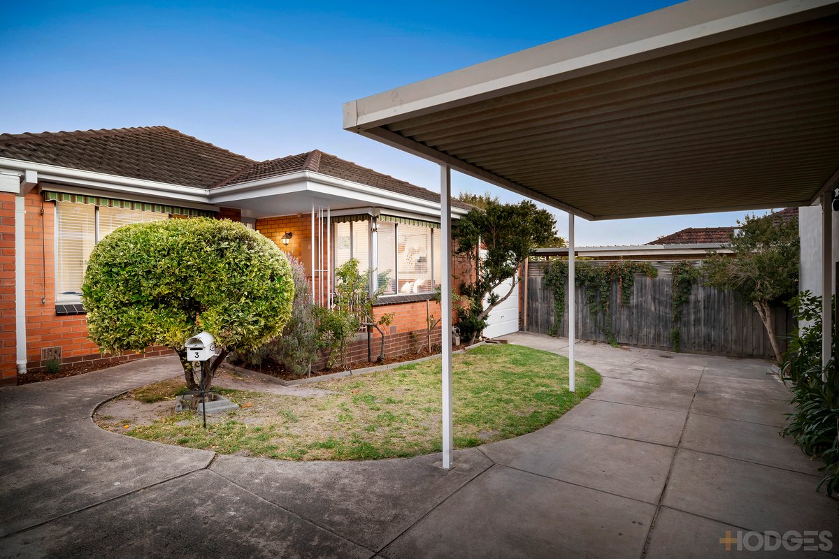 3 / 8 Highett Road Hampton - Residential for sale