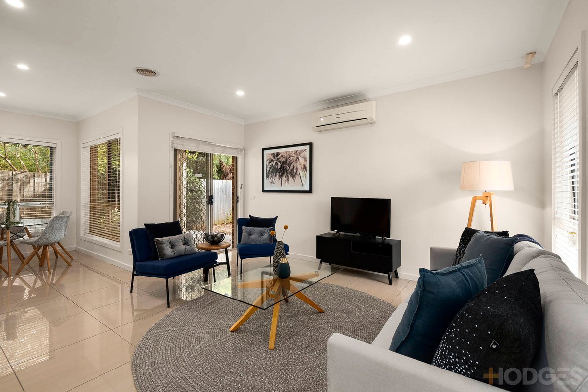 3 / 8 Leman Crescent Noble Park - Residential for sale