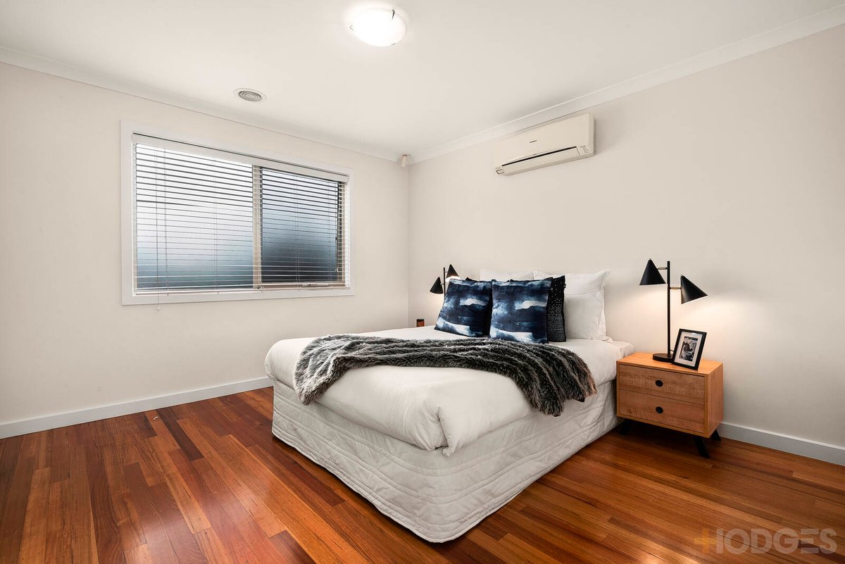 3 / 8 Leman Crescent Noble Park - Residential for sale