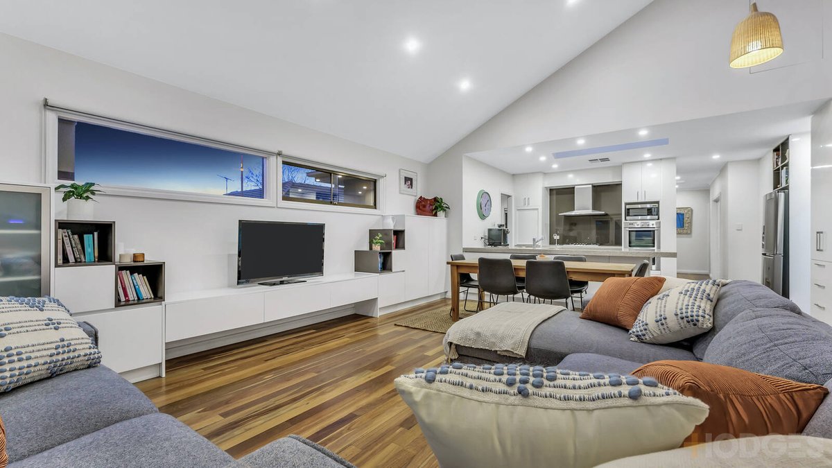 38 Rosewarne Avenue Cheltenham - Residential for sale
