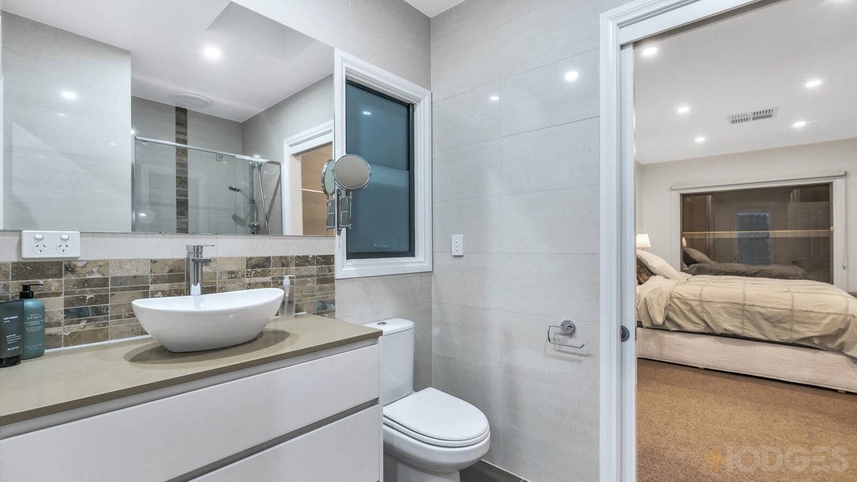38 Rosewarne Avenue Cheltenham - Residential for sale